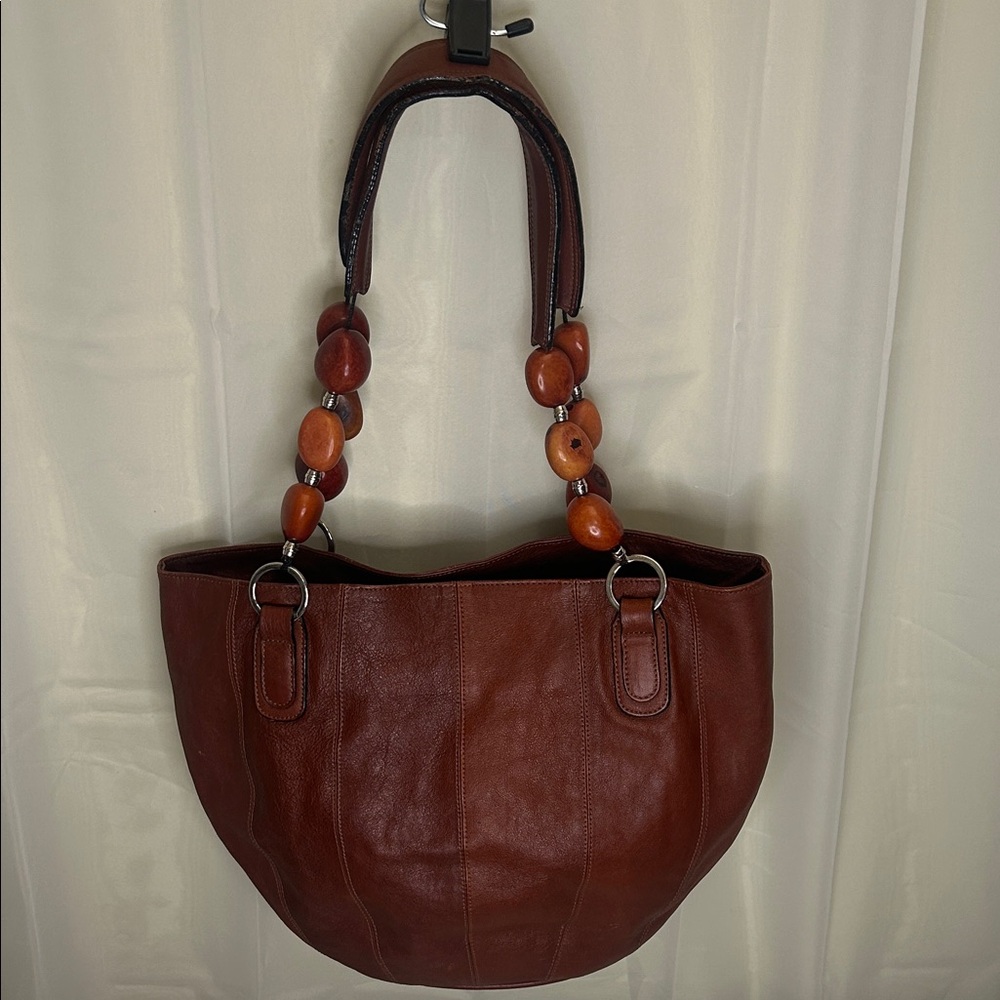 Chic Brown Leather Shoulder Bag with Beaded Handles‎